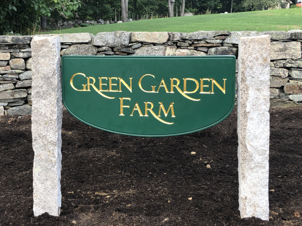 green garden sign